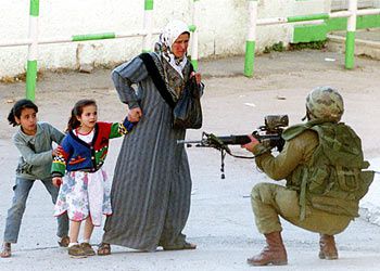http://a21.idata.over-blog.com/1/18/15/06/photos-3/oppression-in-palestine.jpg